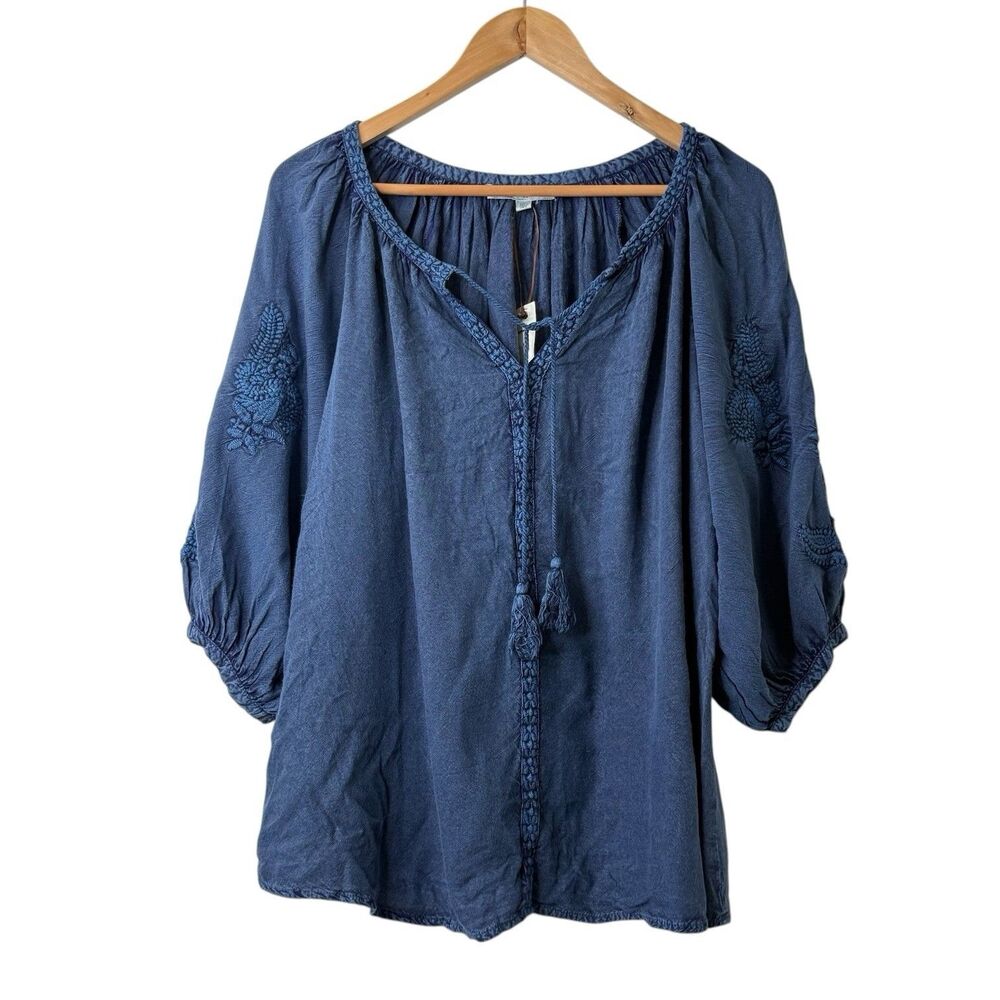 Solitaire Chambray Peasant Blouse Womens XL Floral Embroidered Boho Tassel NWT